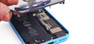 iphone-5c-blue-ifixit-teardown-001